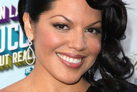 Celebrity-hairstyle-steal-glam-waves-side